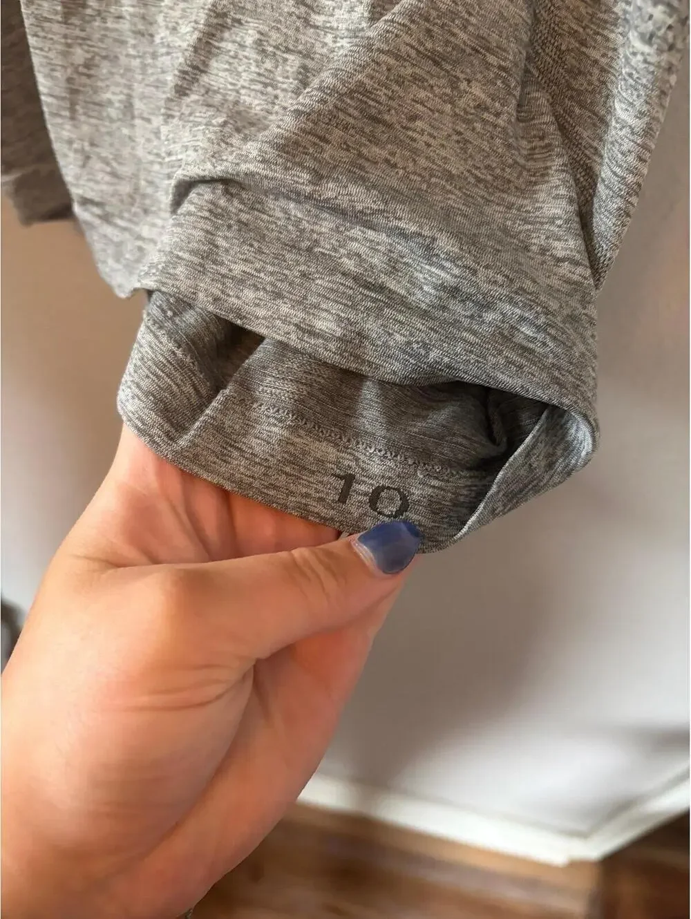 Lululemon Swiftly Tech Racerback Tank Top 2.0 Race Length Grey size 10. $58 reta